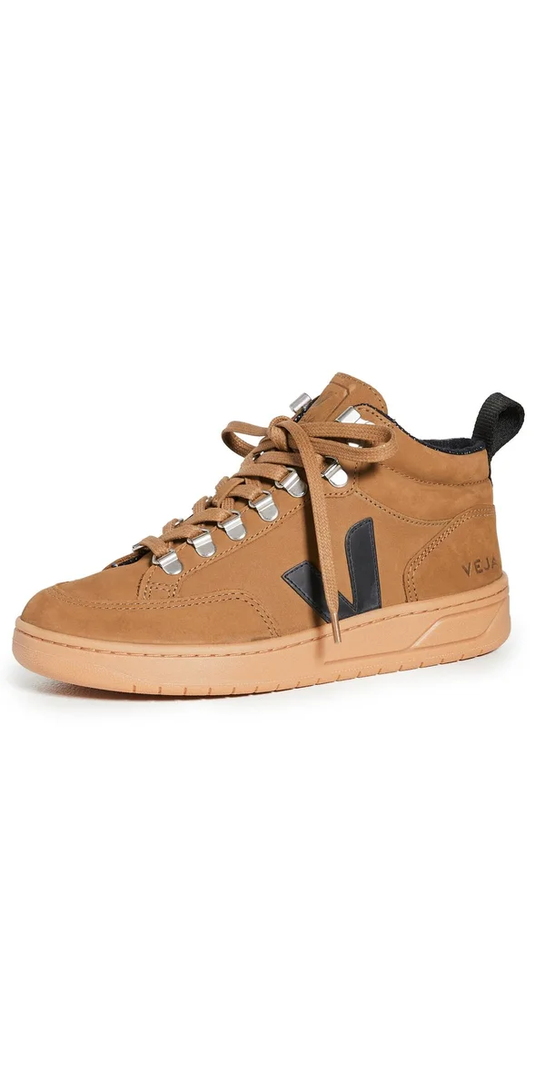 Veja Roraima Anke Boots Tent Black