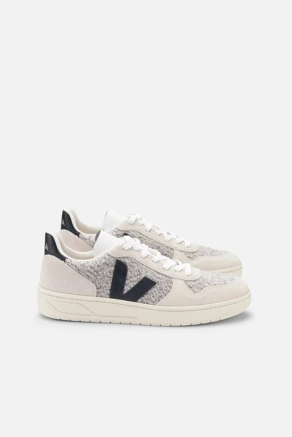 Veja V-10 Flannel Snow/Black, W6
