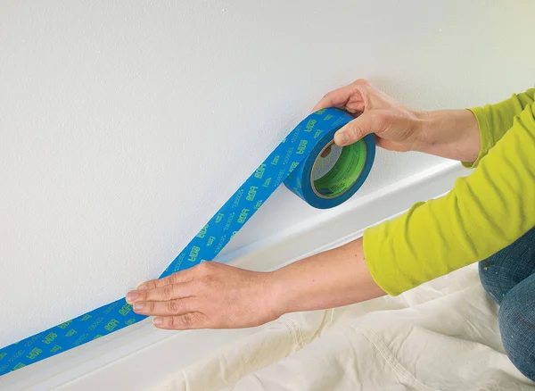ScotchBlue Painter&s Tape Trim and Baseboards with Edge-Lock - 0.94 inch x 60 yds, 3 Rolls/Pack