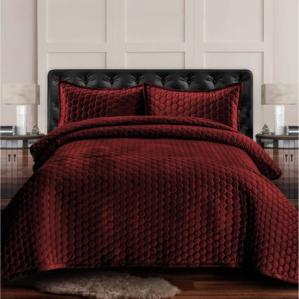 Tribeca Living Lugano Honeycomb Velvet Oversized Quilt Set - Red, Queen