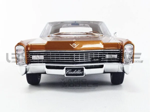 KK Scale Models - 1/18 - Cadillac DeVille Soft Top - 1967