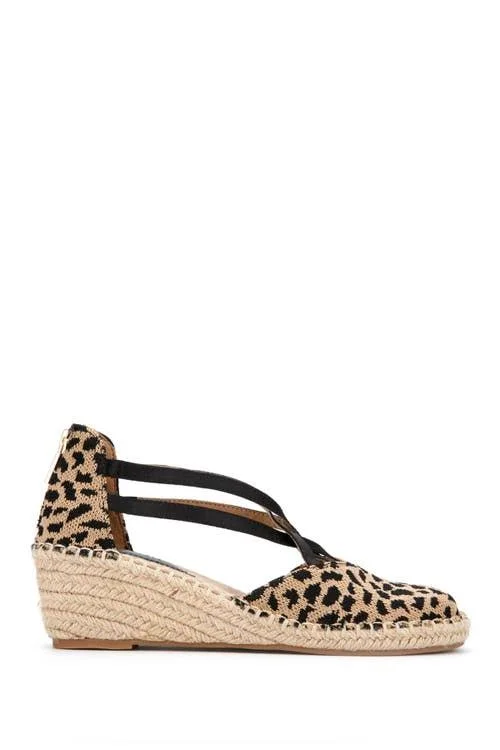 Kenneth Cole Reaction Women's Clo Elastic Espadrille Wedge Sandals - Natural - Black