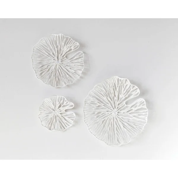 3R Studios Handmade White Coral Paper and Metal Wall Decor - Set of 3