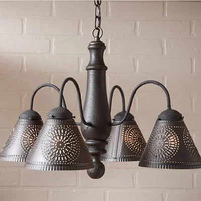 Crestwood Wood Chandelier in Americana Pearwood