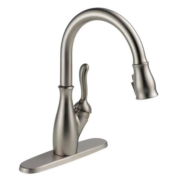 Delta Leland Single-Handle Pull-Down Sprayer Kitchen Faucet with ShieldSpray in Stainless WC9C2I99