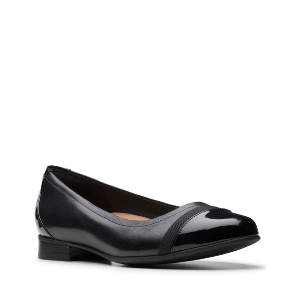 Women's Clarks Un Blush Cap Ballet Flat, Size: 10 Wide, Black
