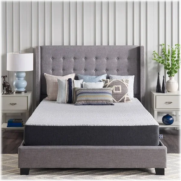 Sealy - 10x22 Hybrid Queen Mattress