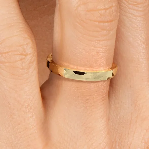 2.5mm Hammered Quattro Wedding Ring - 18K Yellow Gold