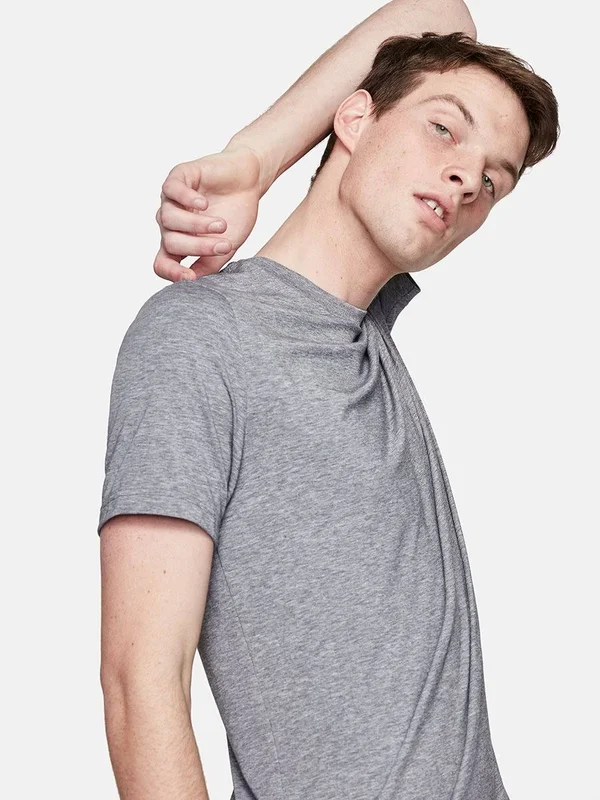 Ready Set Shortsleeve in Charcoal - S, Outdoor Voices