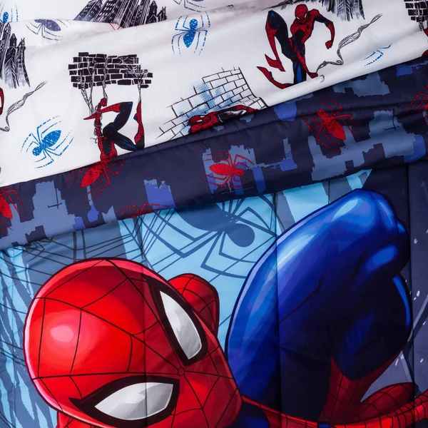 Spiderman Crawl Kid Bed in A Bag Bedding Set w/ Reversible Comforter - Size: Twin