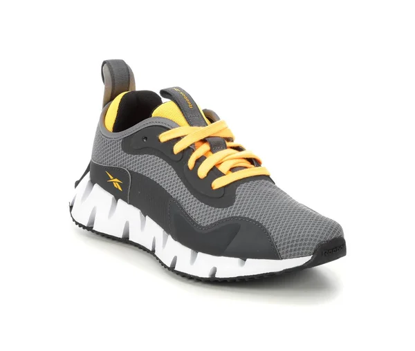 Reebok Zig Dynamica Sneaker, Size 6 - Black/cdgry7 at Nordstrom Rack