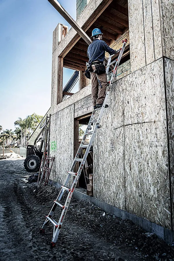 Little Giant Revolution Aluminum M17 Ladder