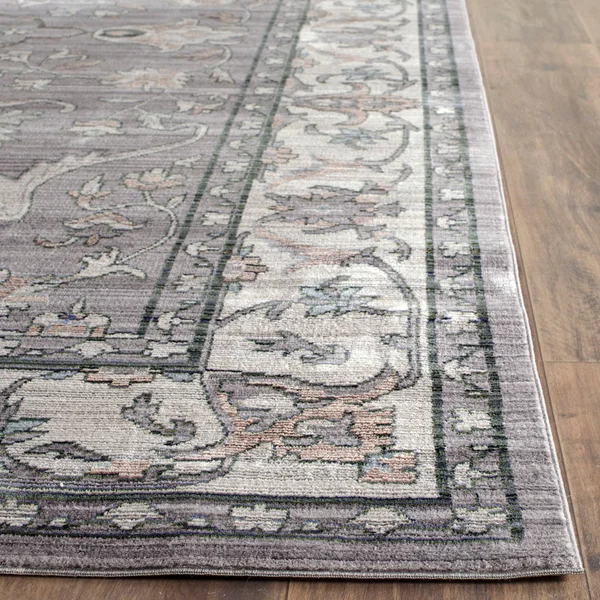 Safavieh Valencia Mauve & Cream 6& x 9& Rug