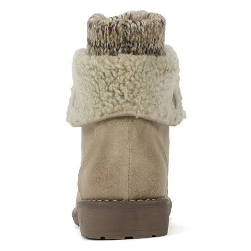 Cliffs by White Mountain Women's Duena Lace Up Boot