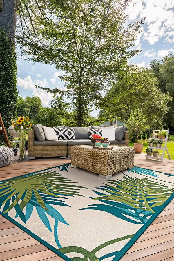 Couristan Covington Willow Branch Sage/Ivory Area Rug - 3&6x22 x 5&6x22