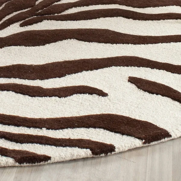 Safavieh Cambridge Ivory & Brown 4& x 6& Rug