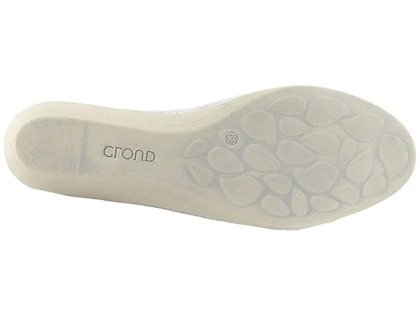 Women's Cloud &Caliber& Peep Toe Leather Sandal, Size 9.5-10US - White