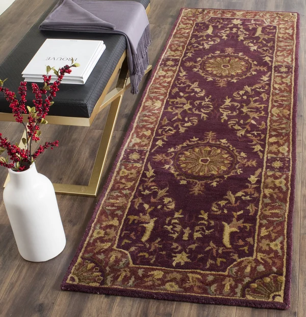 Safavieh Empire EM459B 2&6x22 x 4&0x22 Burgundy Area Rug
