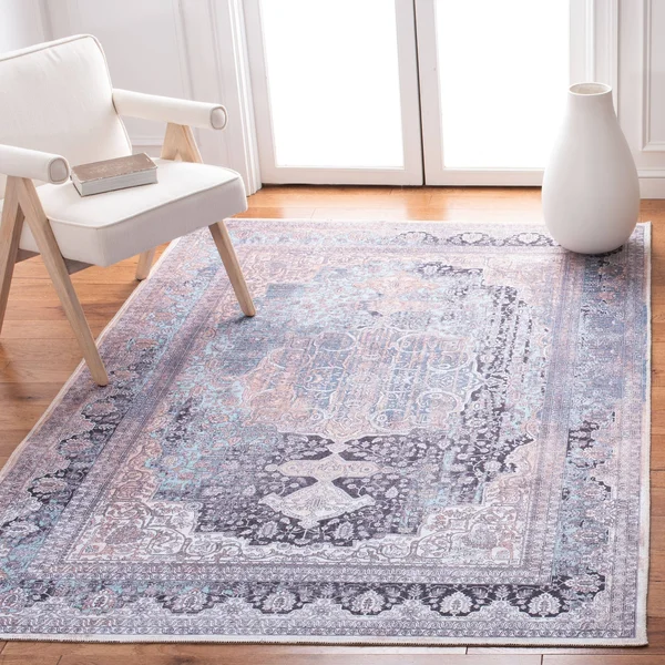 Safavieh Serapi Glenda Oriental Area Rug, Ivory/Light Blue, 9& x 12&