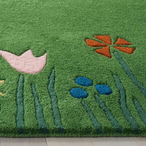 Safavieh Kids Green/Multi 6 ft. x 9 ft. Area Rug