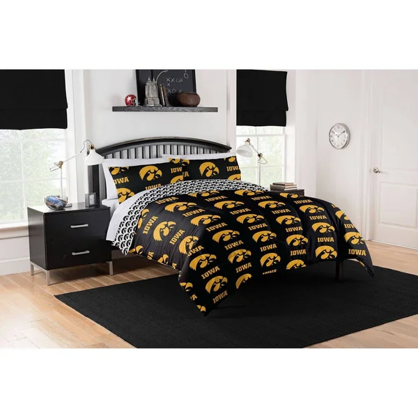 NCAA Iowa Hawkeyes Full Bed in A Bag Set
