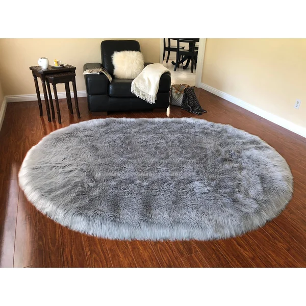Silver Orchid Nansen Faux Sheepskin Oval Shape Shag Area Rug - 6& x 9& Oval - White w/Brown Tips