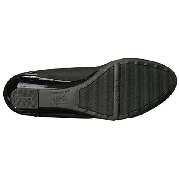 LifeStride Women's Juliana Stretch Wedge Pump, Black
