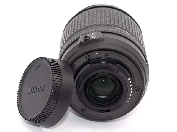 Nikon Lens AF-S DX Zoom-NIKKOR 18-135mm f/3.5-5.6G IF-ED