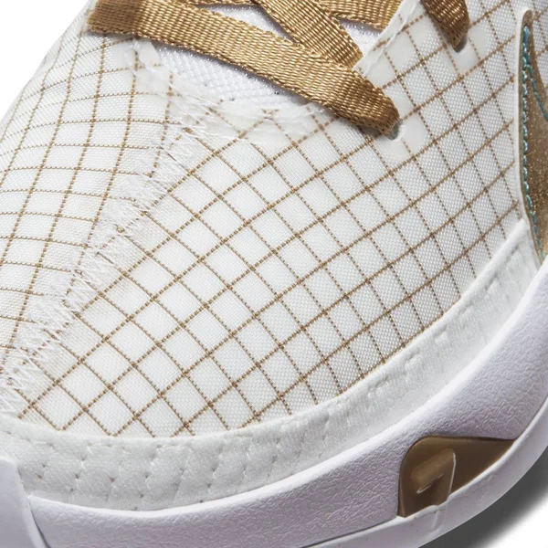 Nike Kd13 Basketball Shoes in White, Size: 6.5, DA0895-102