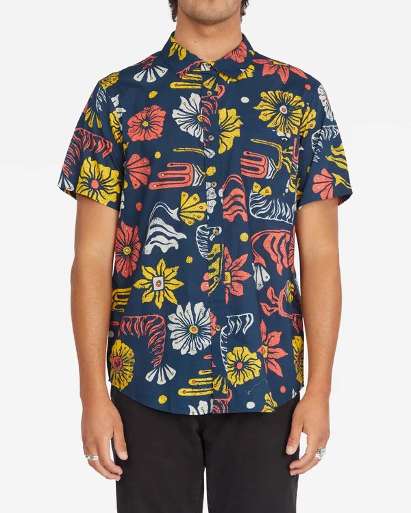 Billabong - Sundays Floral Short Sleeve Shirt for Men, Brown