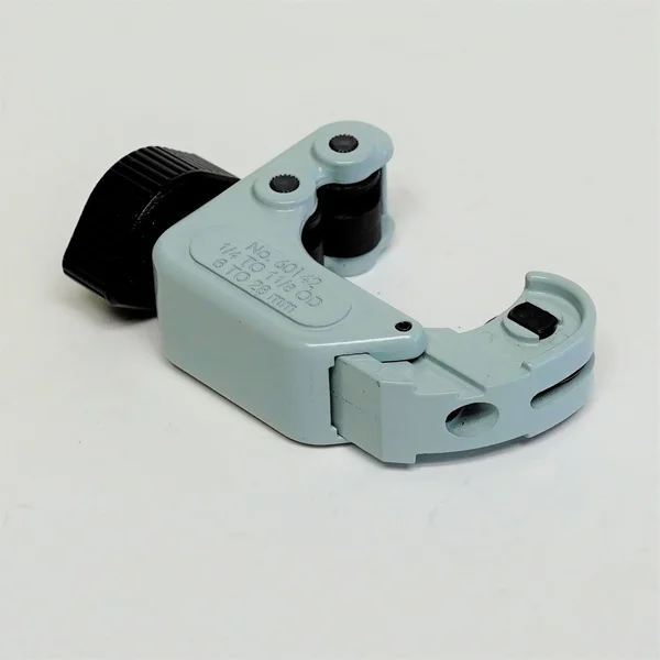 Yellow Jacket 60142 Tubing Cutter - 1/4x22 to 1-1/8x22 Cut Cap.