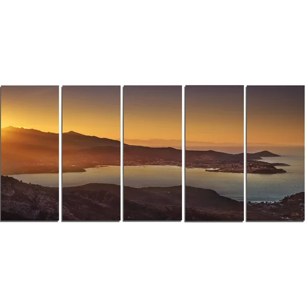 Design Art Portoferraio Bay Beach Aerial View - Extra Large Seashore Canvas Art - 60 in. Wide x 28 in. High - 5 Equal Panels