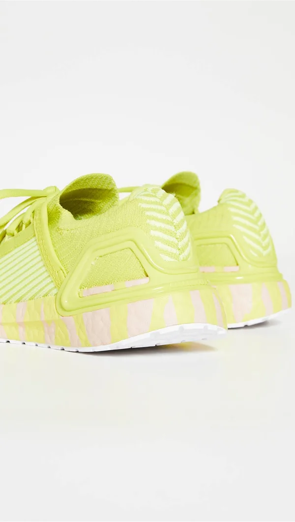 Adidas by Stella McCartney Asmc Ultraboost 20 S. Sneakers