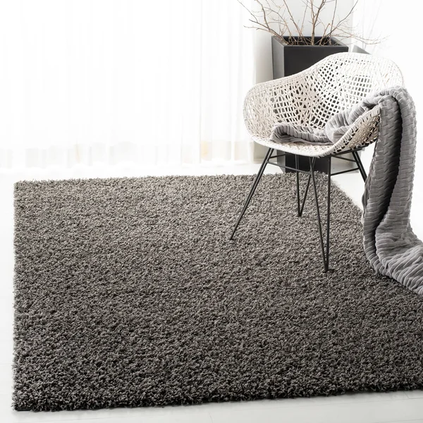 Safavieh Athens Shag Dark Grey Area Rug - 6& x 9&