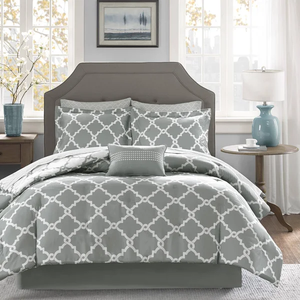 Madison Park Essentials Almaden Reversible 4-Piece Coverlet Set Full - Queen