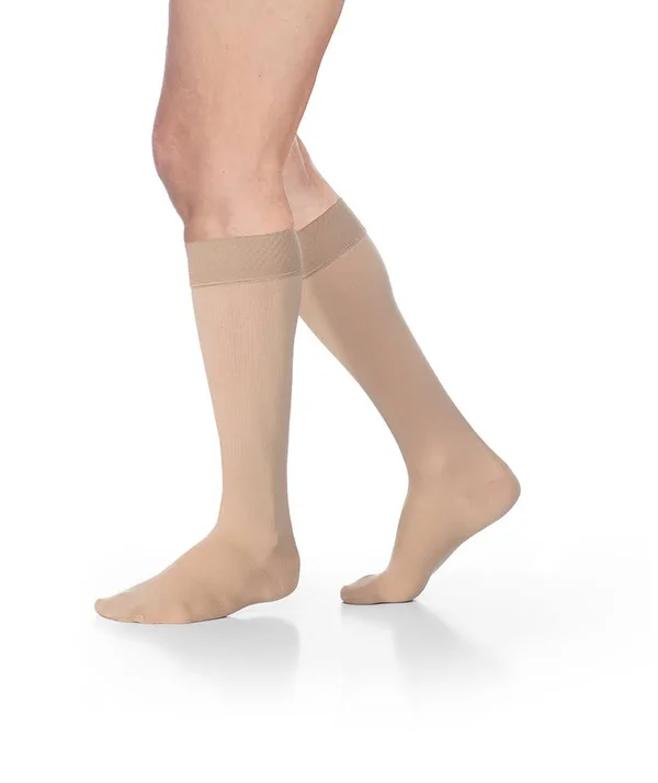 Sigvaris 863CMLW99 30-40 mmHg Select Comfort Knee High-Med-Long-Black