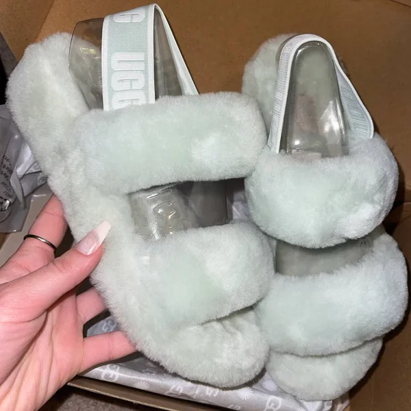 Ugg Women's Oh Yeah - Retro Mint Size: 6 M