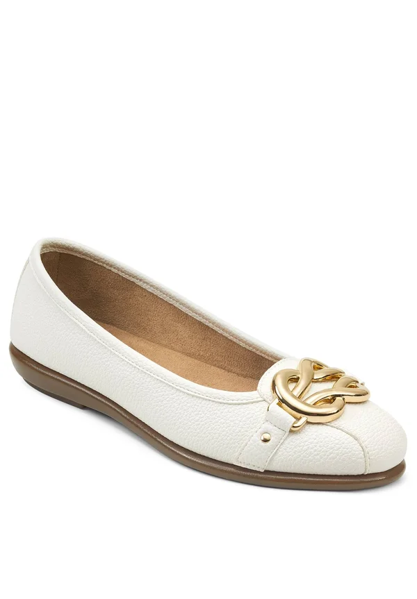 Women's Aerosoles Big Bet Ballet Flat - Size: 5.5, White