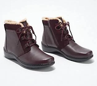 Clarks Collection Warm Lined Leather Boots -Cora Chai, Size 5 Medium, Burgundy