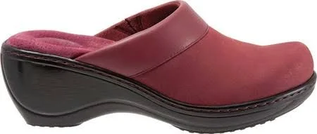 Softwalk Women's Murietta Red Nubuck 7 Narrow (AA)