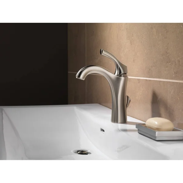Delta 592-DST Addison Single Handle Bathroom Faucet Chrome