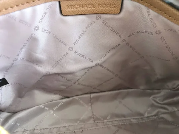 Michael Kors Jet Set Crossbody Bag - Vanilla