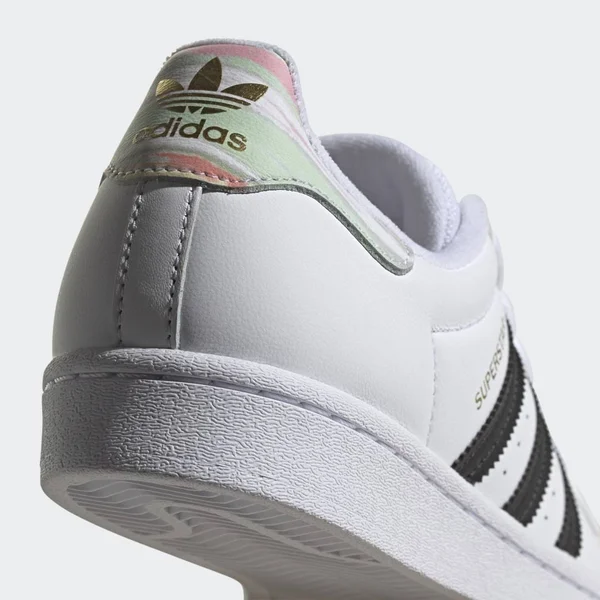 Adidas Women's Originals Superstar Casual Shoes in White/Footwear White Size 7.5 - Leather