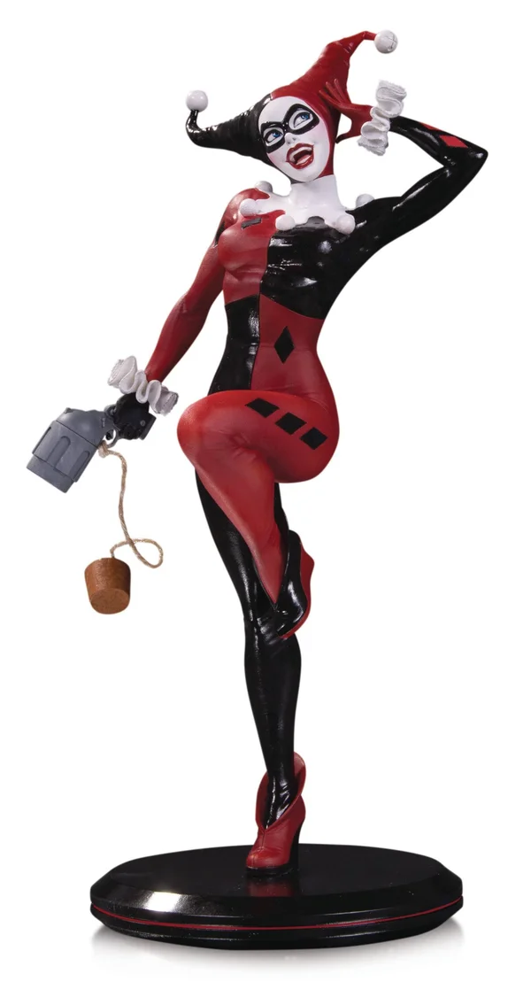 DC Cover Girls - Harley Quinn Statue by Joelle Jones