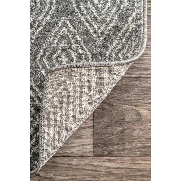 nuLOOM Sarina Diamonds Dark Grey 4& x 6& Area Rug