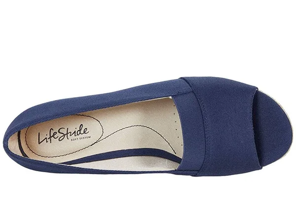 Women's LifeStride Sola Wedge Sandal - Navy - Size 7