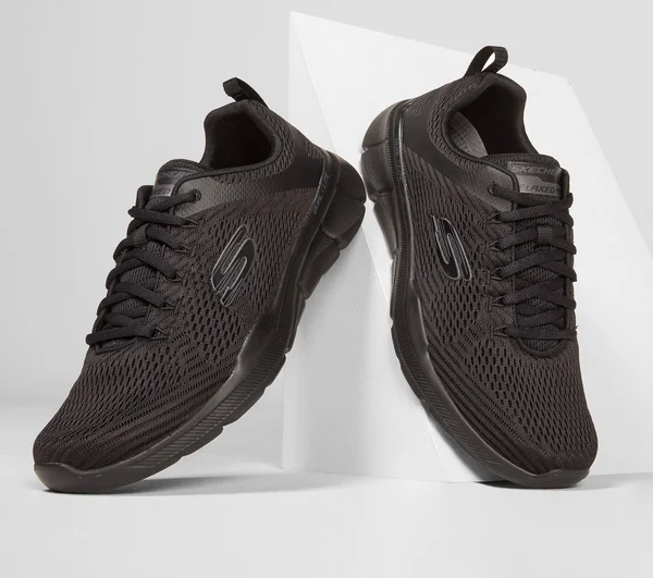 Skechers Men's Relaxed Fit: Equalizer 3.0 Sneakers - Black/Black, 6.5