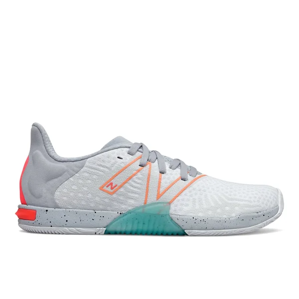 New Balance Women's Minimus TR - White/Grey (Size 6)