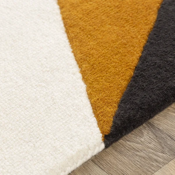 Surya Emma EMM-2301 Area Rug - 6 ft x 9 ft