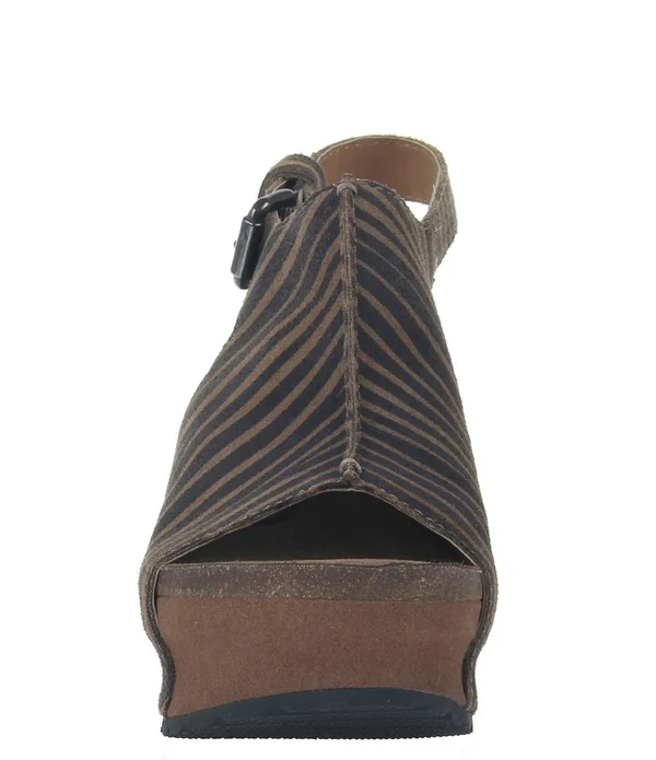 OTBT Jaunt (Tan) Women's Wedge Shoes